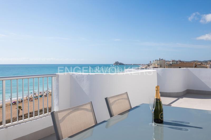 Foto 3c3e0f2d-3797-46d4-ac9b-c2e5311e456d. Àtic amb calefacció aparcament piscina a Playa Norte Peñíscola