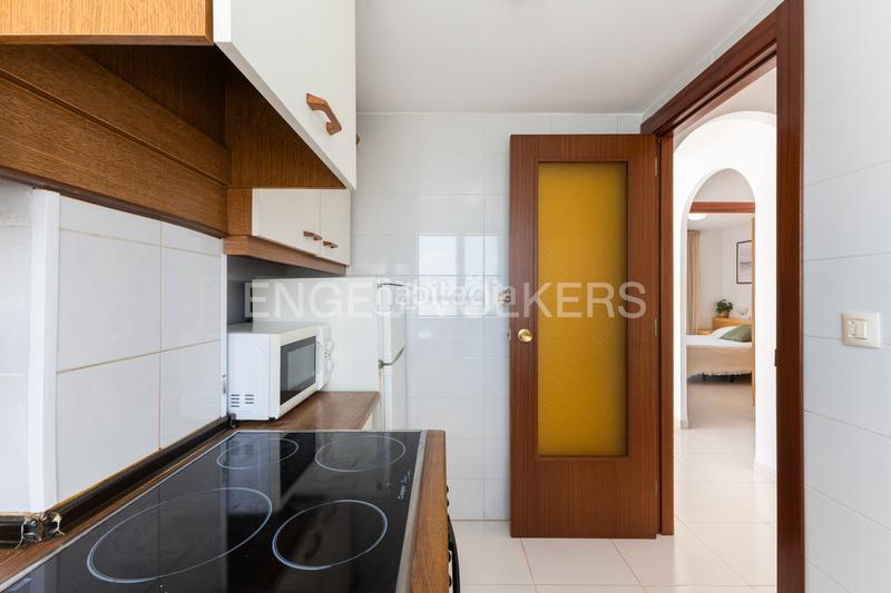 Foto 69b1396b-6671-43c9-af90-9cec062a0428. Àtic amb calefacció aparcament piscina a Playa Norte Peñíscola