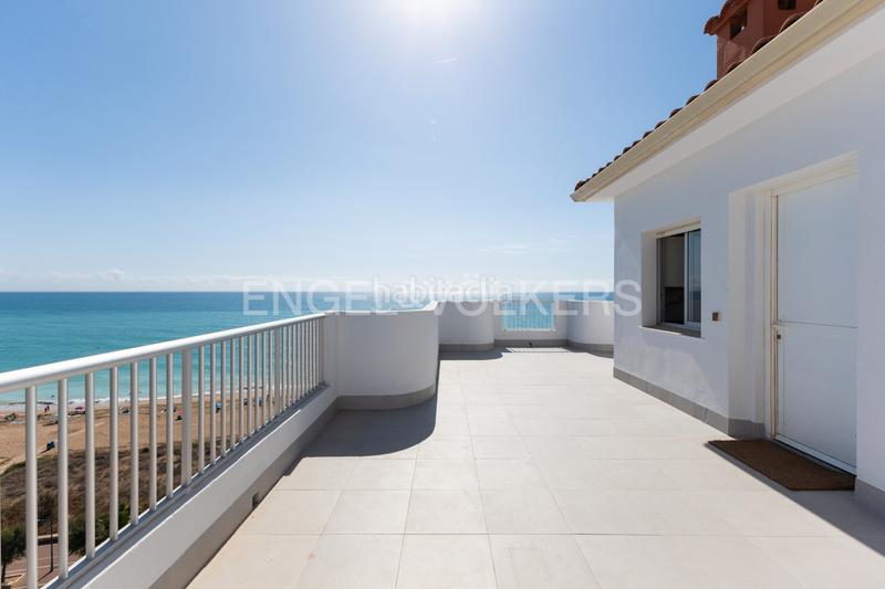 Foto d2c7b52a-019d-43d7-b4e1-400ac6f89283. Àtic amb calefacció aparcament piscina a Playa Norte Peñíscola