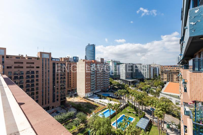 Foto 83936dcb-b848-40bd-a76b-e2e7ff2edd54. Attico con riscaldamento parcheggio piscina in Penya-Roja - Avda. Francia Valencia