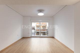 Lloguer Apartament  Calle de alejandra soler. Vivienda reformada a estrenar
