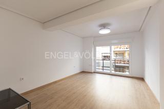 Lloguer Apartament  Calle de alejandra soler. Vivienda reformada a estrenar