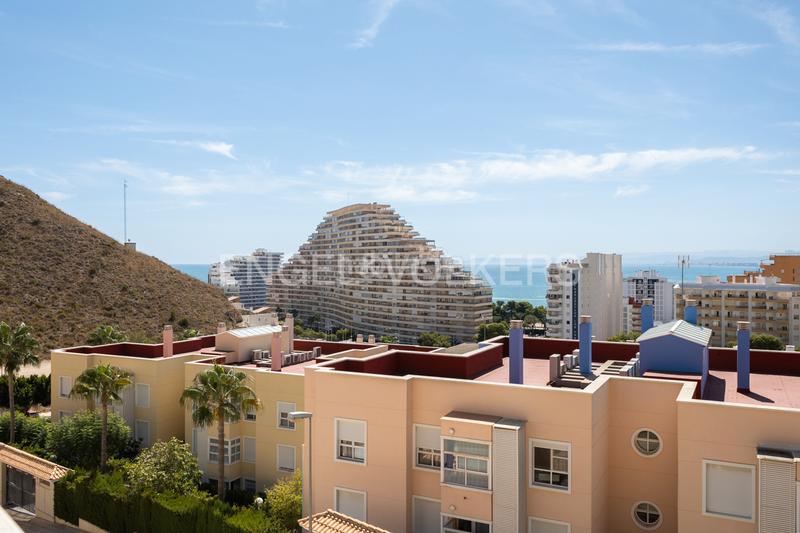 Foto 2de607cd-ddc0-4e0e-b08d-bf02a2dc19a5. Casa con riscaldamento parcheggio piscina in Racó Cullera