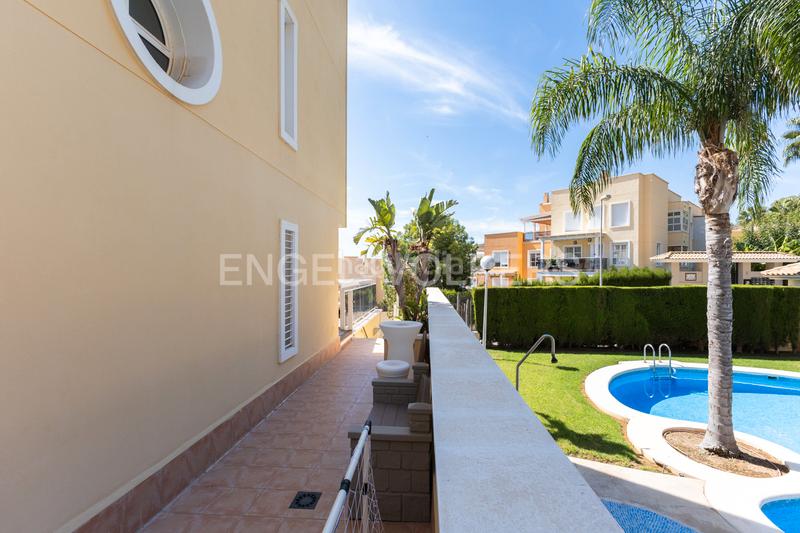 Foto 606fdcc9-b5f1-411c-a629-e7b0d3c3fb08. Casa con riscaldamento parcheggio piscina in Racó Cullera