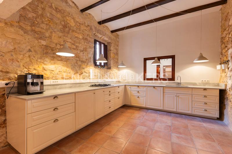 Foto 93240158-9d33-4f50-bb69-5f6dfd8ec16b. Casa maravilloso inmueble del siglo xvii totalmente restaurado en Manuel