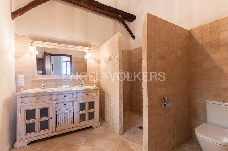 Foto edab0b9f-e20f-40a8-80e0-6b035e6e5b35. Casa maravilloso inmueble del siglo xvii totalmente restaurado en Manuel