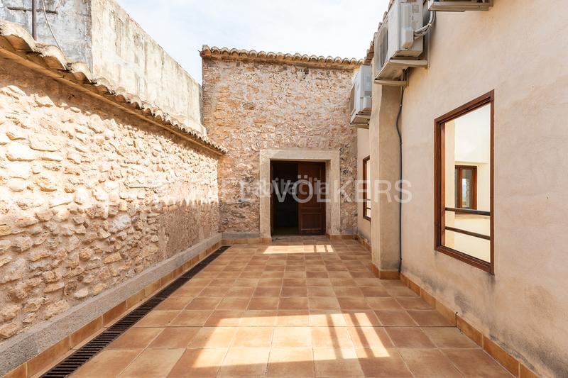 Foto f5d453ac-a247-4d1e-8365-f9603b225697. Casa maravilloso inmueble del siglo xvii totalmente restaurado en Manuel