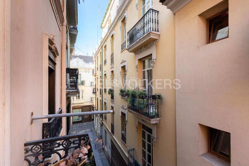 Foto 42087c48-99a5-4088-8fc7-f4da8ad7bc1c. Apartament amb calefacció a El Mercat Valencia