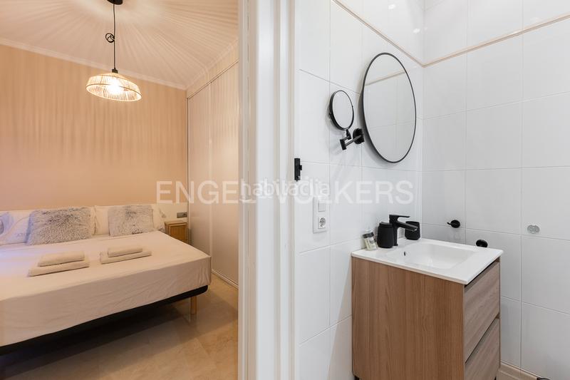 Foto 760b8a9c-dda7-4e23-aafb-658b4295e7bc. Apartament amb calefacció a El Mercat Valencia