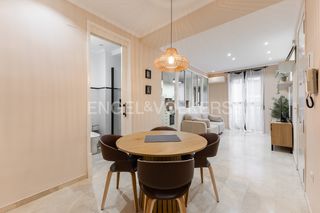 Pis  Aluders. Elegancia moderna en ciutat vella apartamento de ensue�o con bal