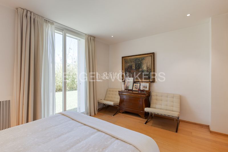 Foto f3c33022-6914-42cc-b6e2-77eb3e8c3bb4. Casa amb calefacció aparcament piscina a Godella