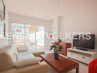 Location Appartement à Russafa. Luminoso piso con terraza en ruzafa