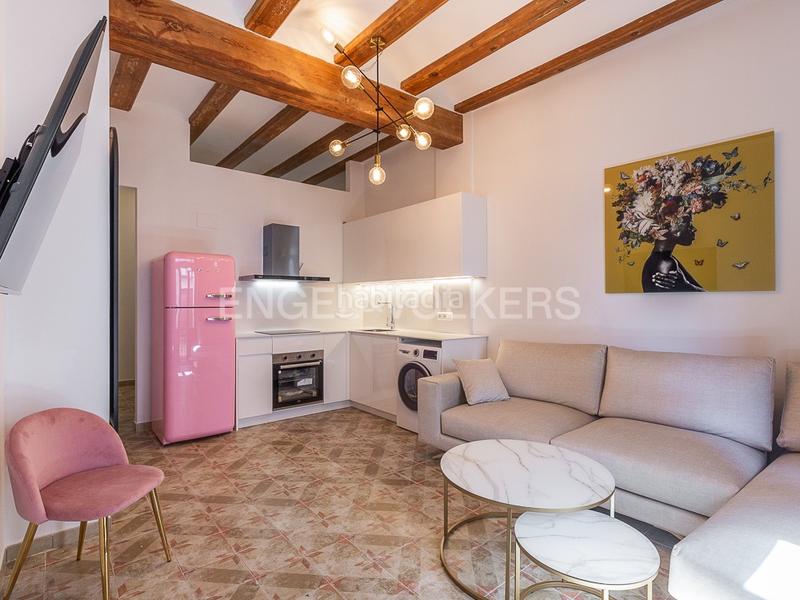 Foto 1edbeda0-d410-4692-aaff-11d19a2b2996. Alquiler apartamento maravilloso piso en el mercado central en Valencia