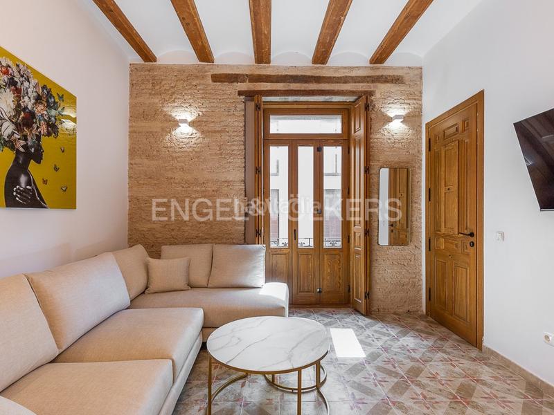 Foto 6493a815-2ff7-4ebf-b6b2-7b1c7901f307. Alquiler apartamento maravilloso piso en el mercado central en Valencia