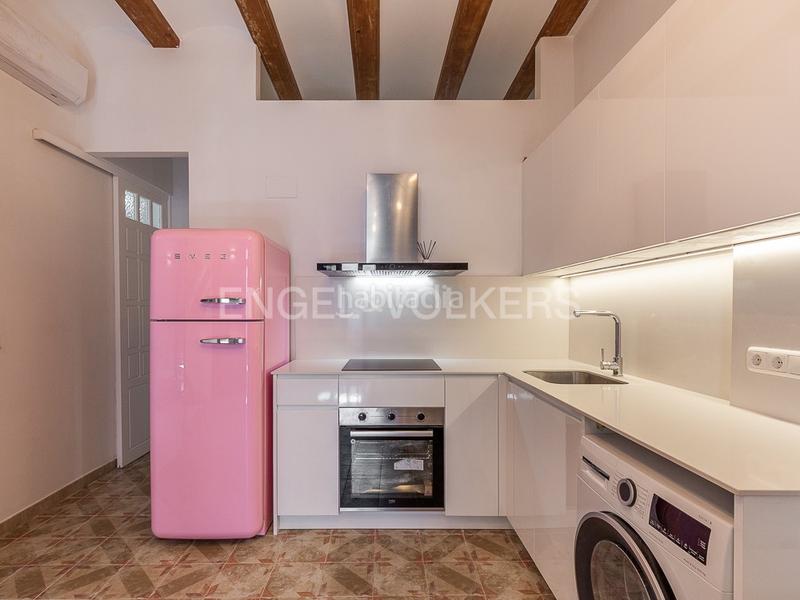 Foto e3d896af-ee75-4a76-976d-e3c4f4e1e9d1. Alquiler apartamento maravilloso piso en el mercado central en Valencia