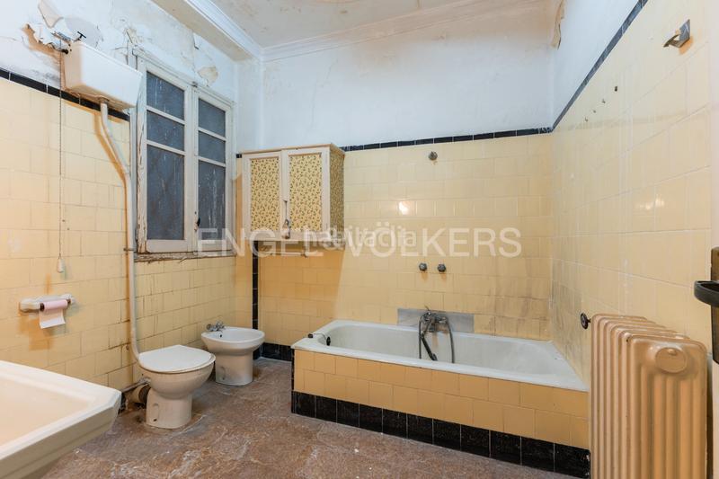 Foto 189a76aa-ac26-46ae-ba7b-1cae8c0fd710. Appartement avec chauffage dans Gran Via Valencia