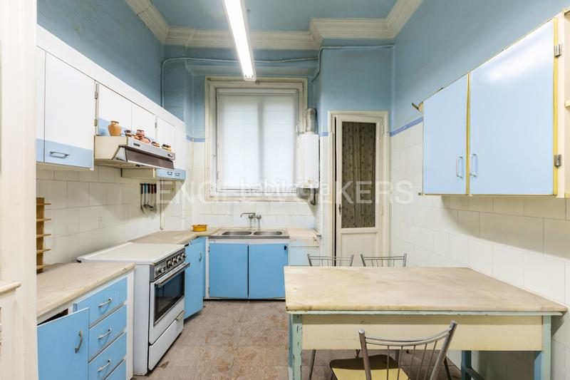 Foto 372516df-fdd4-47c2-9f38-971a2655fefe. Appartement avec chauffage dans Gran Via Valencia