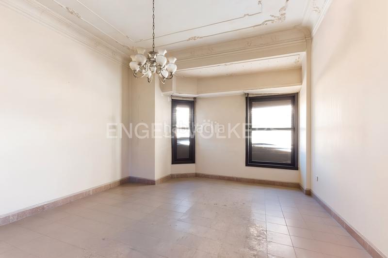 Foto 5837a2a0-bb4d-430e-bd6a-a6c414e7206a. Appartement avec chauffage dans Gran Via Valencia