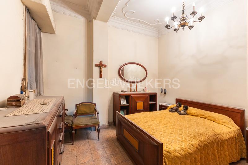 Foto f8cd40ea-4712-4813-924d-ced7d421be62. Appartement avec chauffage dans Gran Via Valencia