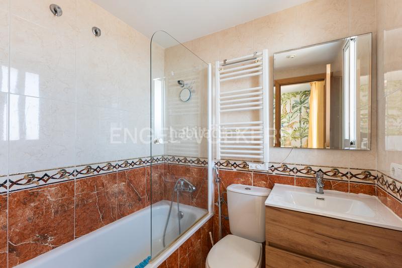 Foto 34d84e60-9252-4193-ae85-60f1b4e3b8ff. Apartament amb calefacció aparcament piscina a Costa Marina Oropesa del Mar