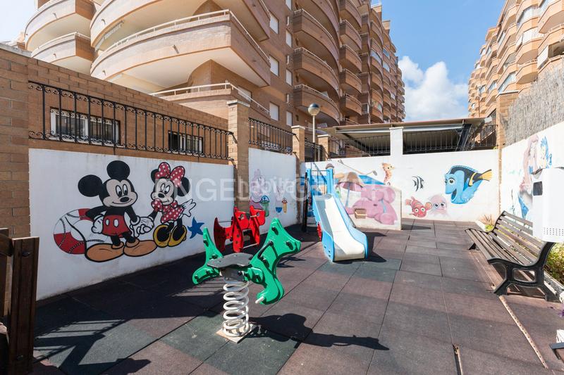 Foto bc2b7998-edff-4daf-a00b-49f06ea0eb91. Apartament amb calefacció aparcament piscina a Costa Marina Oropesa del Mar