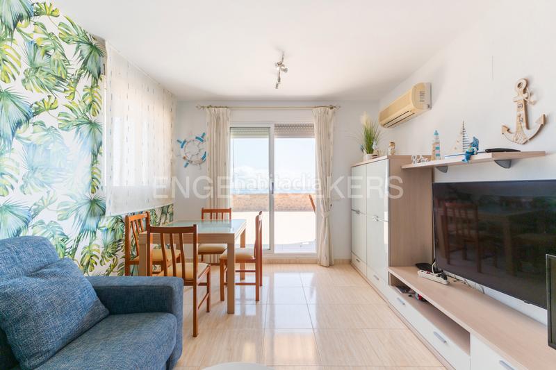 Foto fa530025-2f85-4f66-8086-cd142be540a5. Apartament amb calefacció aparcament piscina a Costa Marina Oropesa del Mar