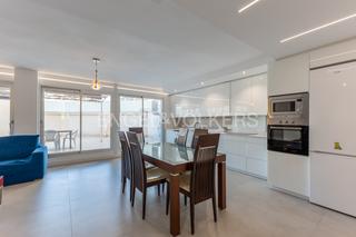 Location Appartement à Mestrets. Despierta cada día frente al parque ribalta en este exclusivo pi