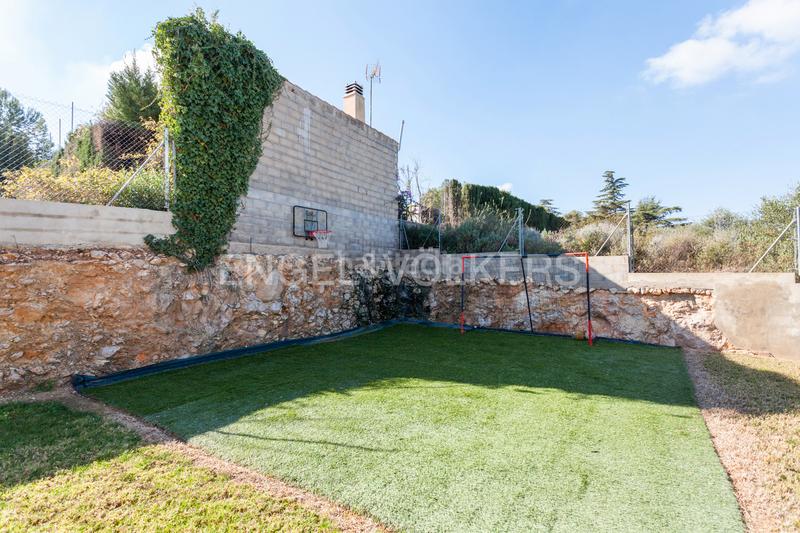 Foto 145b031d-f190-4155-baa8-50f007542810. Casa con riscaldamento parcheggio piscina in Cumbres de Calicanto Torrent