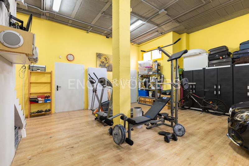 Foto 436e2e9a-25cb-45ff-963d-e356849ecac0. Casa con riscaldamento parcheggio piscina in Cumbres de Calicanto Torrent