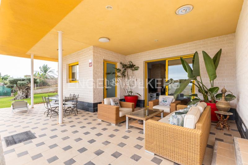 Foto c07e26fa-f672-4c4f-ab20-b3ac0fc73b4e. Casa con riscaldamento parcheggio piscina in Cumbres de Calicanto Torrent