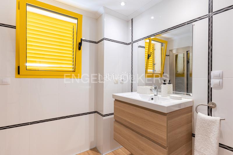 Foto c8343c1c-e276-425f-bf95-c1c2054a7038. Casa con riscaldamento parcheggio piscina in Cumbres de Calicanto Torrent