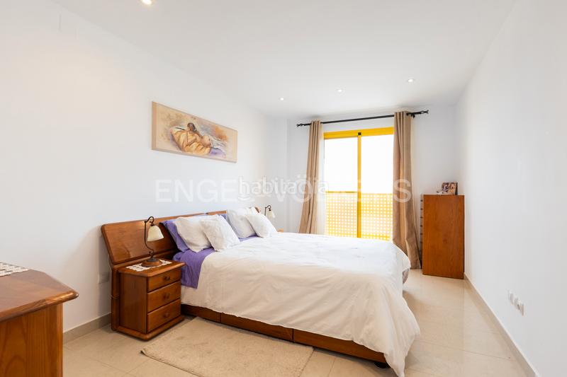 Foto c965606e-dac9-4c2f-a710-57152bbb34db. Casa con riscaldamento parcheggio piscina in Cumbres de Calicanto Torrent