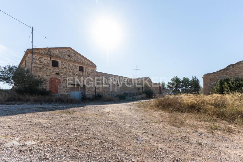 Foto 5abf8f26-f082-4a08-be25-8ee359b0929b. Casa con riscaldamento parcheggio piscina in Santa Bárbara Llíria