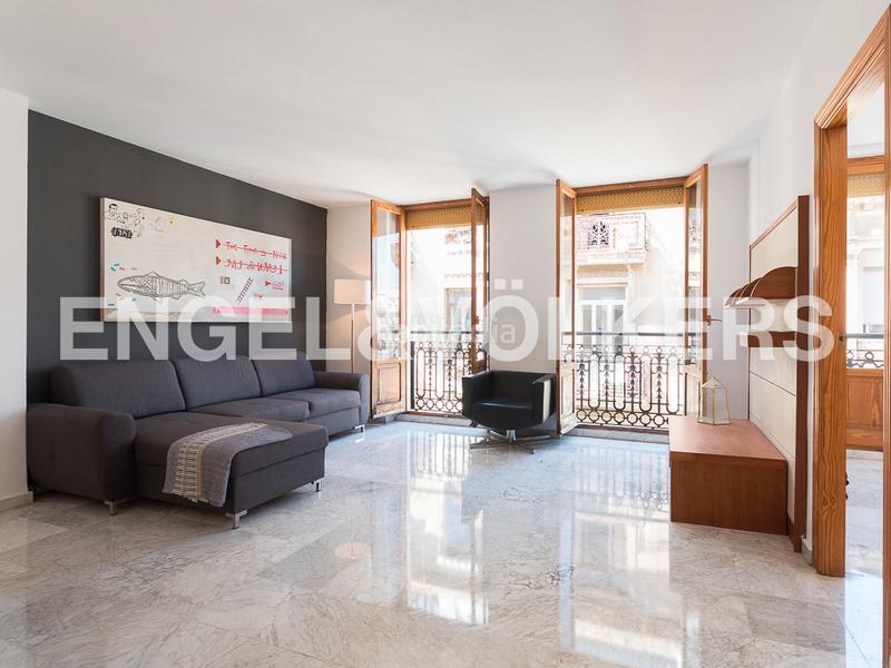Foto a11b8184-8cfb-4e5a-9d73-960c04e9e332. Alquiler apartamento estupenda vivienda reformada en el grao en Valencia
