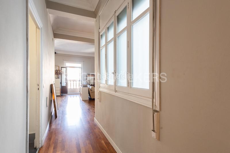 Foto c723e8c9-9b9d-4260-b3b0-c6a0f154edbd. Appartement avec chauffage dans Sant Francesc Valencia