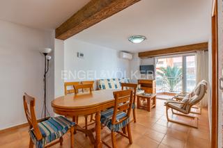 Appartement à Sant Antoni. Apartamento con vistas magnificas a metros del mar.