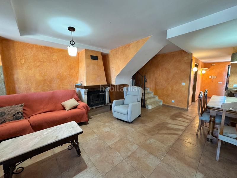 Foto 9a474c55-7bb6-49ce-a2a9-0e026852952a. Alquiler casa encantadora casa en Moncada