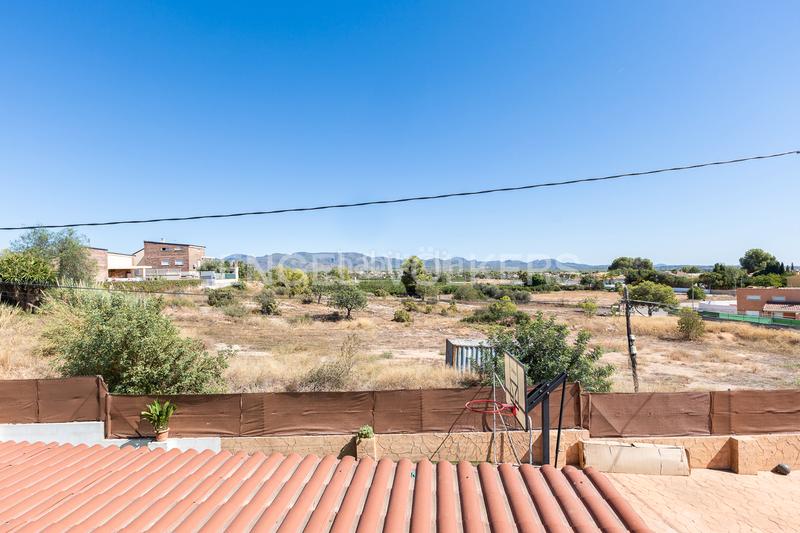 Foto 54ca504f-2f0a-4853-a2fd-507fa0f814a6. Haus mit heizung parking pool in Pla dels Aljubs Pobla de Vallbona (la)