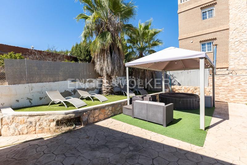 Foto c3eb2b1a-986b-46b8-9d38-b2ba240b0f91. Haus mit heizung parking pool in Pla dels Aljubs Pobla de Vallbona (la)