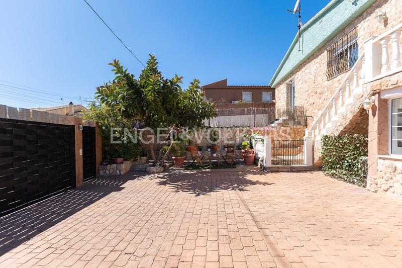 Foto c7cf57bb-85d8-46f7-a16c-9274fddc821d. Haus mit heizung parking pool in Pla dels Aljubs Pobla de Vallbona (la)
