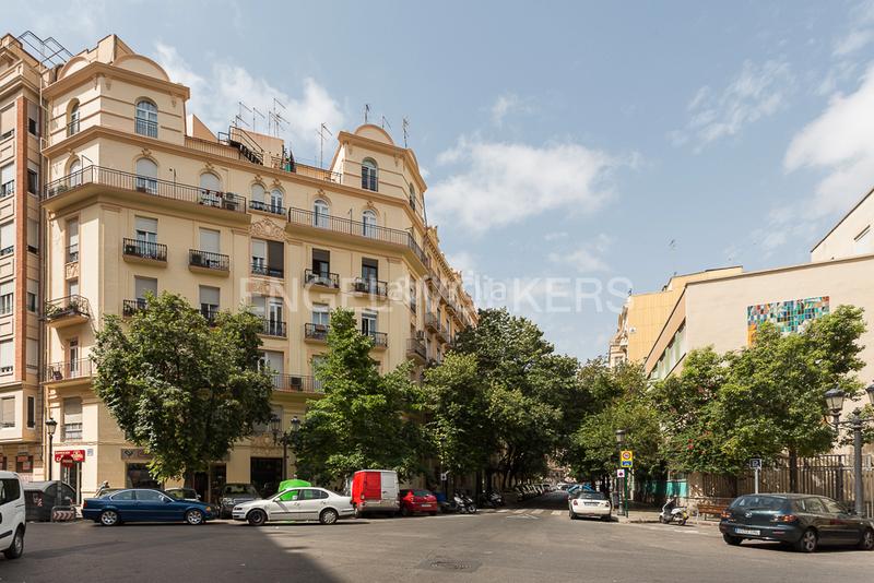 Foto fa0533f3-6444-4527-8489-b1cc7afd726a. Attique avec chauffage dans Gran Via Valencia