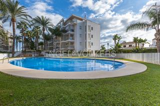 Appartement  Avinguda de gandia. Amplio apartamento con piscina en denia