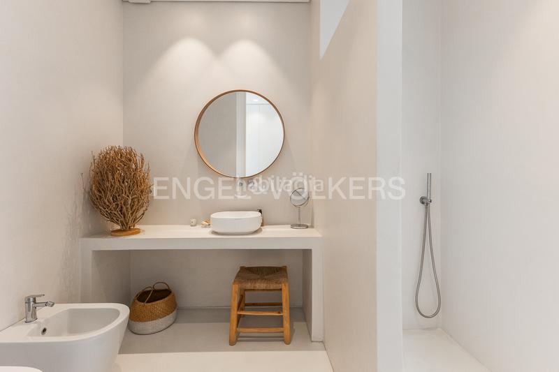 Foto 2354bceb-a5bb-4618-8b9a-4e19c7b55e8b. Casa exclusiva villa con piscina y diseño mediterráneo en Dénia