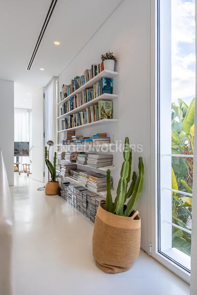 Foto 26651a2e-c17e-42eb-85b4-06afd8108923. Casa exclusiva villa con piscina y diseño mediterráneo en Dénia