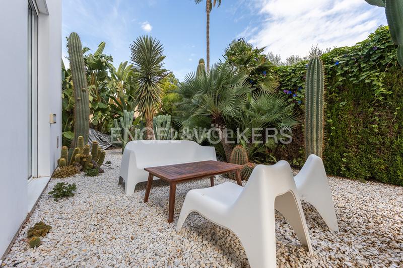 Foto 2684f5b4-acc2-46a9-9bba-37b597851f2c. Casa exclusiva villa con piscina y diseño mediterráneo en Dénia