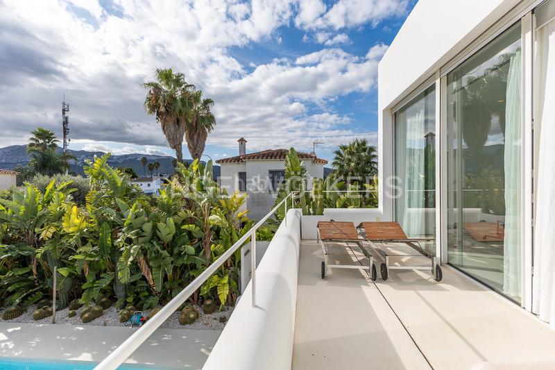 Foto 4b54b19e-52d6-4ae0-919e-98706d8259a1. Casa exclusiva villa con piscina y diseño mediterráneo en Dénia