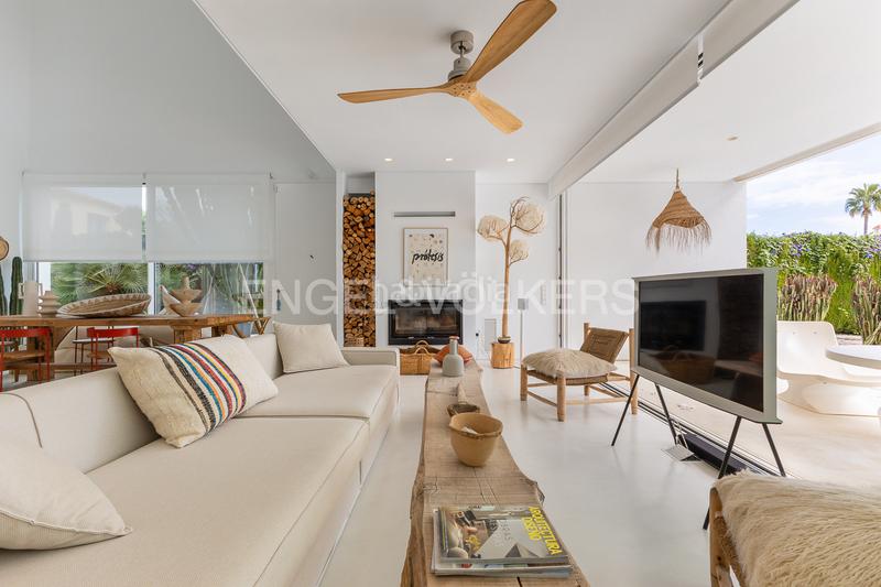 Foto 4c59026c-875c-4ab7-a246-b9b1bda93115. Casa exclusiva villa con piscina y diseño mediterráneo en Dénia