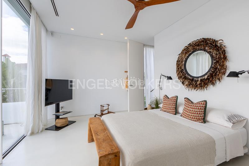 Foto 6e7318bf-378b-46ef-9ed1-1948d863ff07. Casa exclusiva villa con piscina y diseño mediterráneo en Dénia