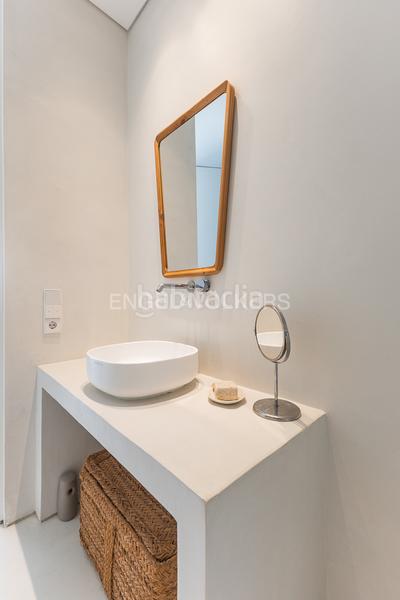 Foto affc61f9-538f-4914-ae3e-e9e8ac93e47f. Casa exclusiva villa con piscina y diseño mediterráneo en Dénia