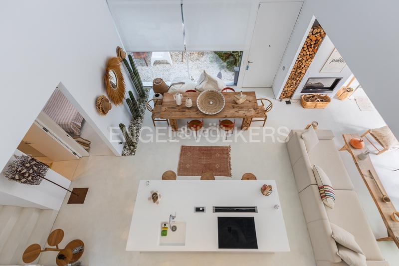 Foto bbe23189-bc9e-4099-8c76-6f117e0766c1. Casa exclusiva villa con piscina y diseño mediterráneo en Dénia